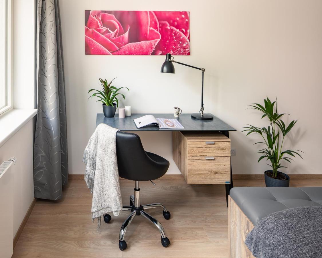 Prague Days - Exclusive Condo In Trendy Neighbourhood Exterior photo